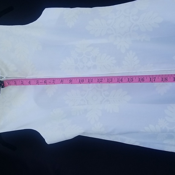 Hilo Hattie Elegant White Floral Dress 8 Zip Up With Ruffle Bottom - Picture 8 of 11